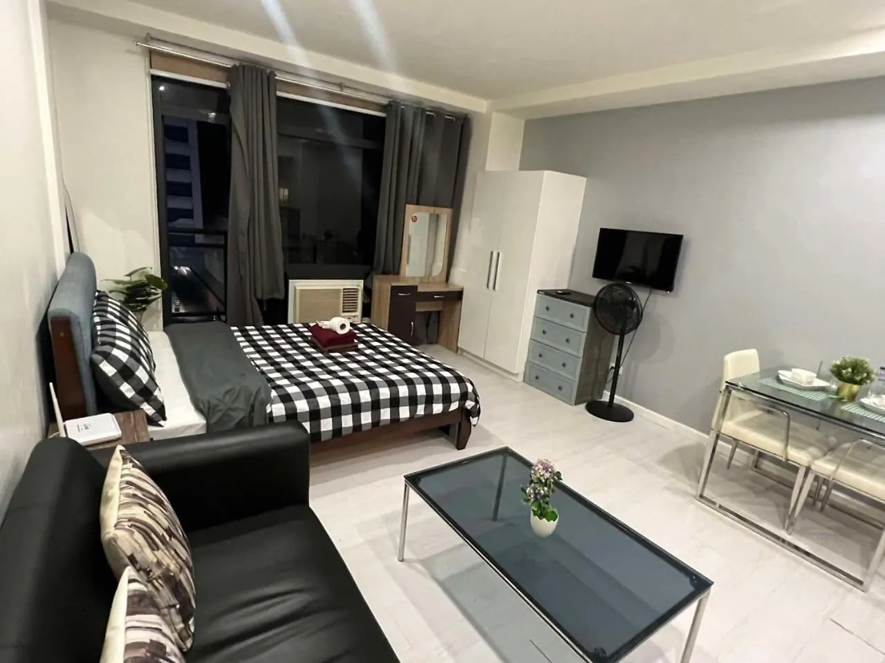 Gramercy Makati Condotel Manila Apartment